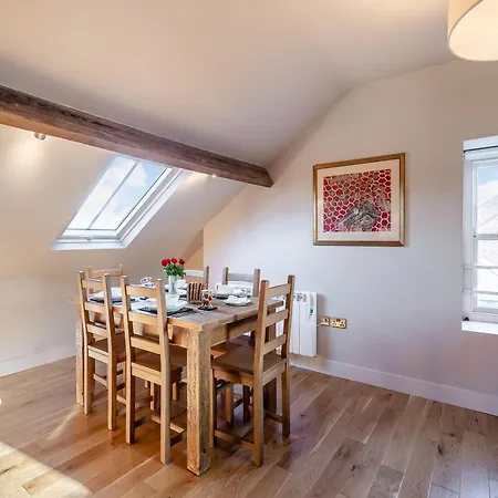 Flat 5, The * York